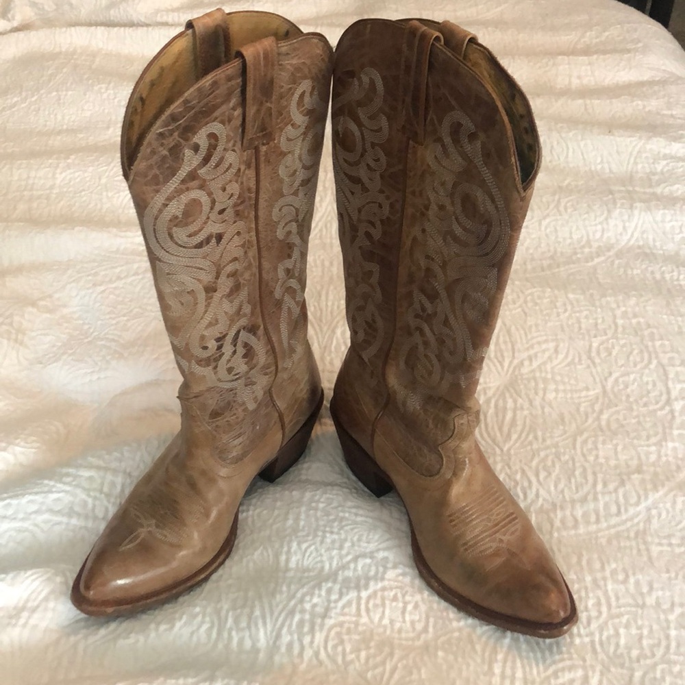 Women’s Shyanne Cowboy boots size 8